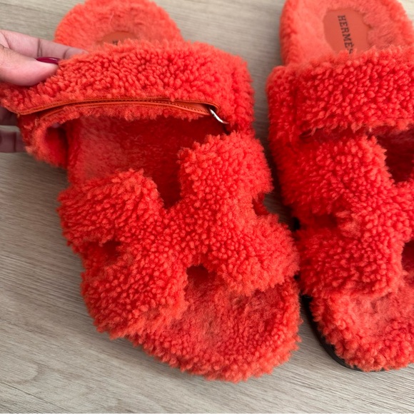 Hermes Orange Shearling Chypre Sandals Sz 40.5 - Picture 10 of 14